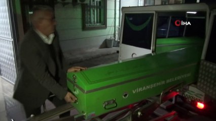 Tır sürücüsünü öldürüp kasadaki bakır kabloları çaldılar