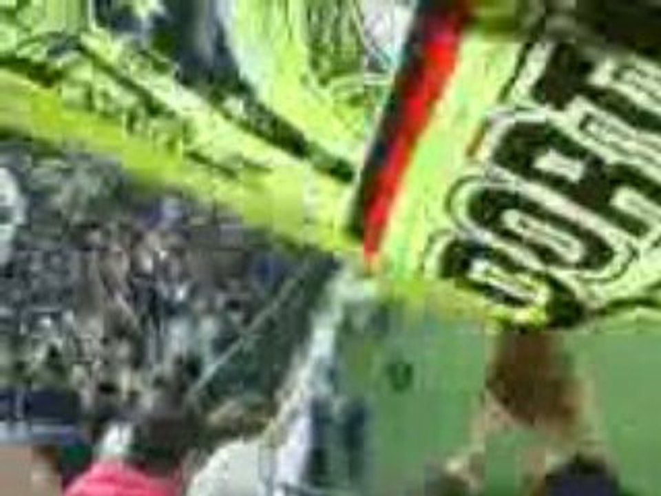 diar djemaa:-un supporter de l'USMH drible...la police !