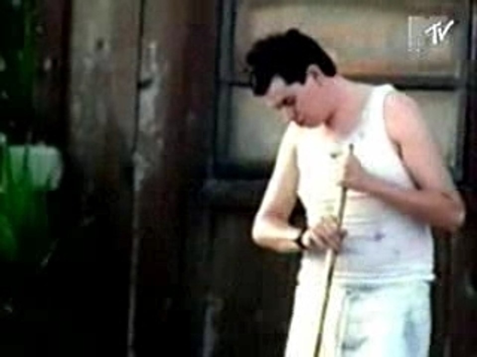 Pub - Humour - Renault Clio Mtv