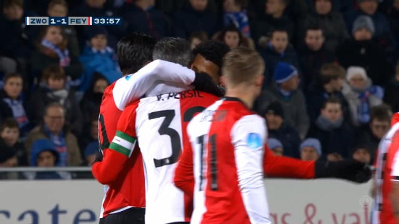 لقطة: الدوري الهولندي: فان بيرسي يهزّ شباك زفوله بركلة حرّة خاطفة للأنفاس