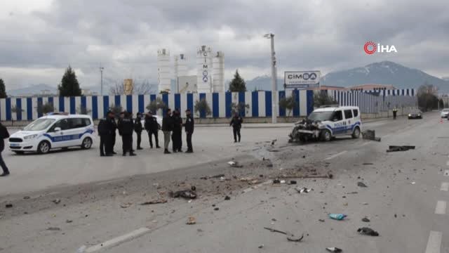 Denizli'de Polis Aracı ile Çöp Kamyonu Çarpıştı 2 Polis Yaralandı