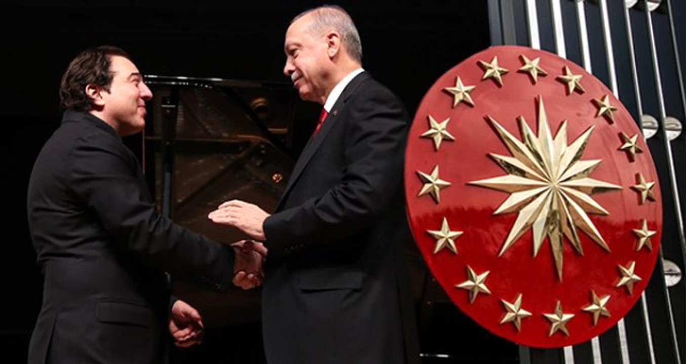 Cumhurbaşkanı Yardımcısı Oktay, Erdoğan'ın Katıldığı Fazıl Say Konseriyle İlgili Açıklama Yaptı