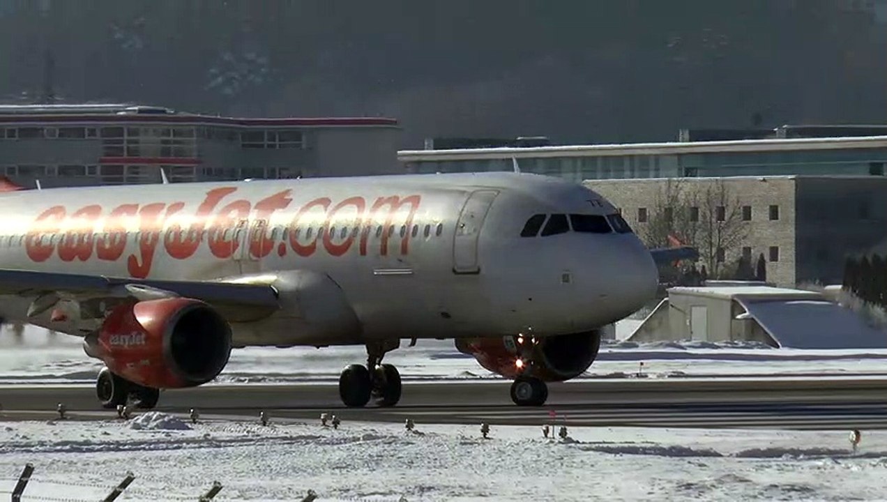 Close up! Dirty A320 EasyJet (old-colors) TOGA Take off out of the valley at LOWI-Innsbruck Airport (1080/50P) 21.01.2017