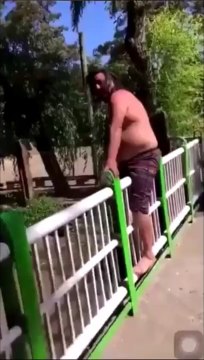 Ne jamais plonger dans une rivière qu'on ne connait pas bien