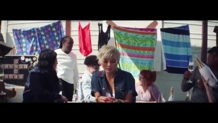 El cantante estadounidense Chris Brown ha sido puesto en libertad