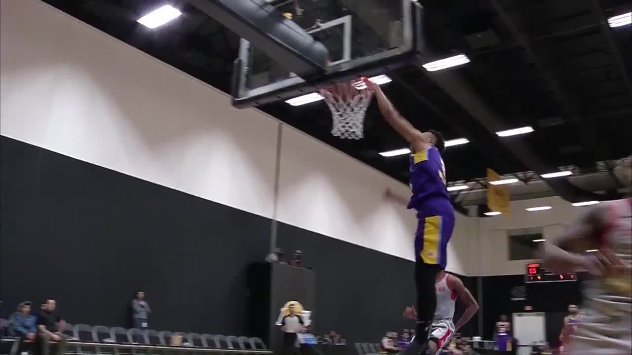 Johnathan Williams with the flush