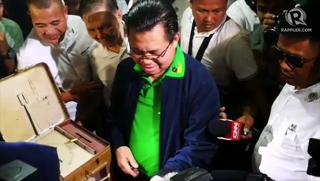 Bangsamoro Vote: Murad Ebrahim casts vote