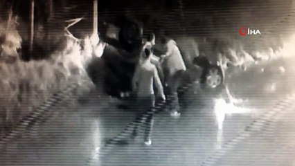 Kartal'da defalarca takla atan araçtan inanılmaz kurtuluş kamerada