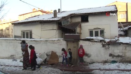 9 Çocukla Tek Göz Odada Yaşam Mücadelesi...tek İstekleri Sıcak Bir Yuva