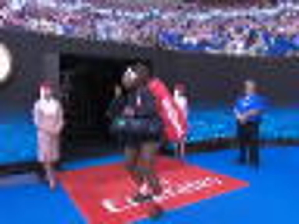 'Am I Simona Halep?' - Serena gets her entrance wrong