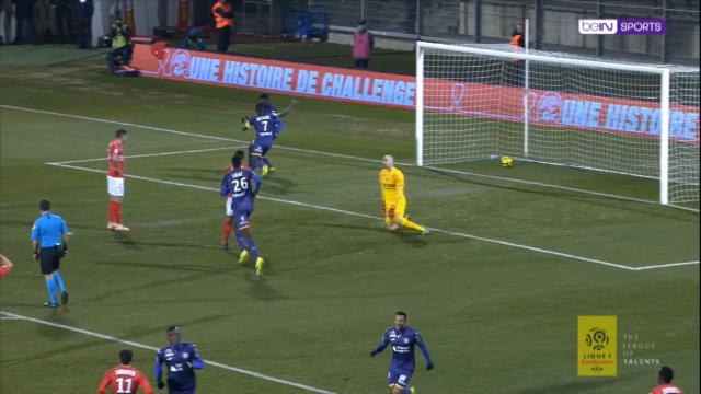 كرة قدم: الدوري الفرنسي: فدائيّة سانوغو تهدي تولوز فوزًا ثمينًا أمام نيم