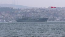 Rus Savaş Gemisi Boğaz'dan Geçti