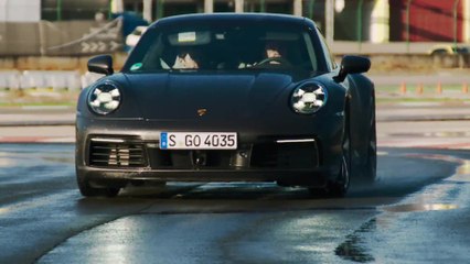 Noch mehr Sicherheit im neuen Elfer - der Porsche Wet Mode
