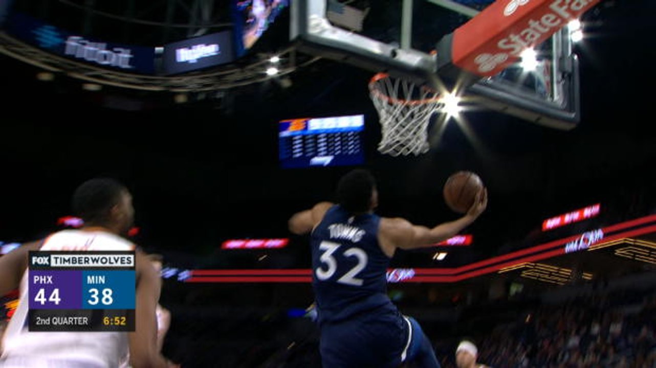 Towns slams huge reverse dunk