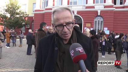 下载视频: Report TV - Pedagogë të PD dhe LSI në grevë: Solidarizohemi me studentët