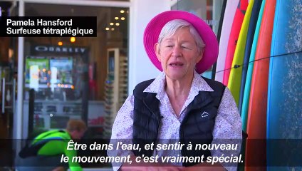 Au Cap, des handicapés apprennent à surfer