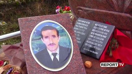 8 vite nga 21 janari, Rama dhe familjarët e katër viktimave homazhe në Bulevard