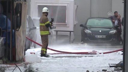 Çiğli'de Fabrika Yangını Kontrol Altına Alnıdı (4)