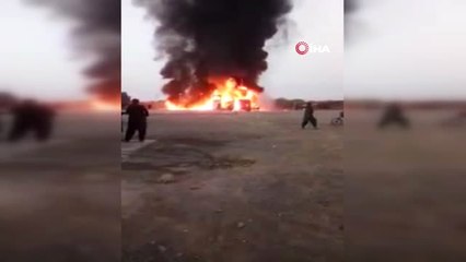 Pakistan'da Otobüs ve Petrol Tankeri Çarpıştı: 17 Ölü
