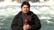 Adana Seyhan Nehri Suları Kent Merkezine Taştı