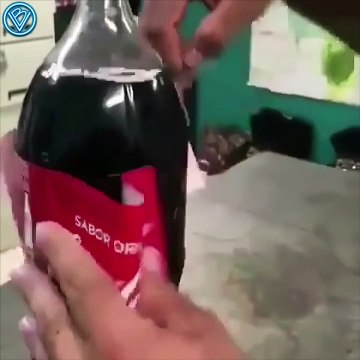 Кока-кола? Нет. Осмотр передачки в тюрьму