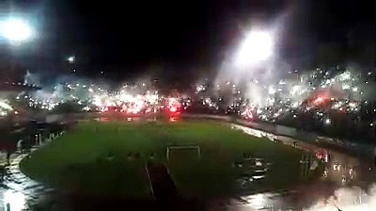 Ambiance de folie à Annaba à l'occasion du match USMAn-CABBA (3-1)