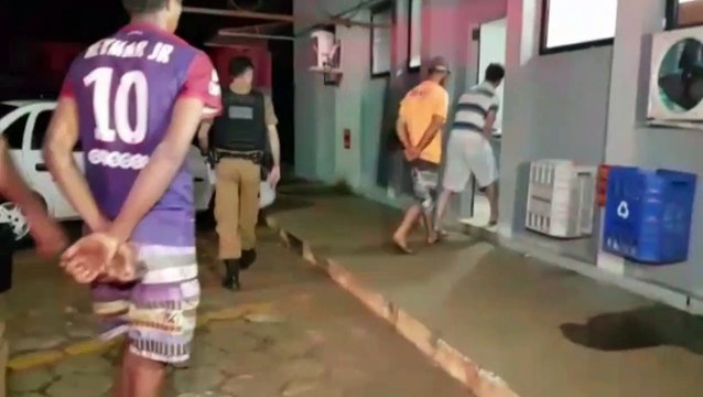 Dupla acusada de roubo é presa pela PM em Santa Tereza do Oeste