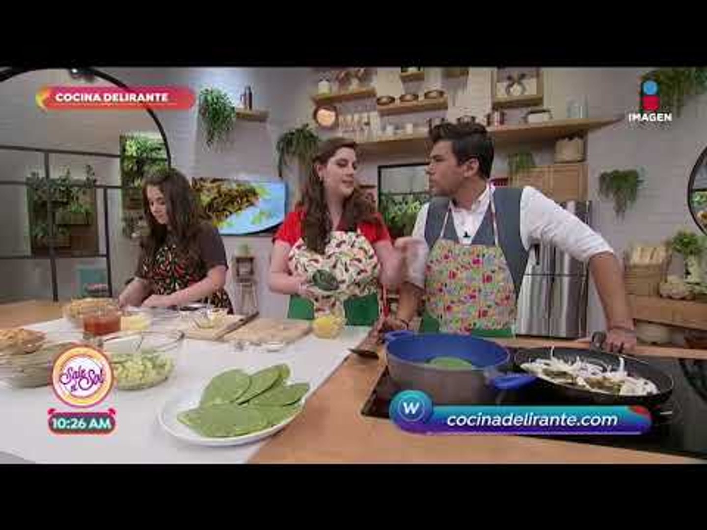 Tienes que probar este rico pastel azteca con nopal! | Cocina Delirante en  Sale el Sol - Vídeo Dailymotion