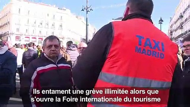 Madrid: les chauffeurs de taxi manifestent contre les VTC