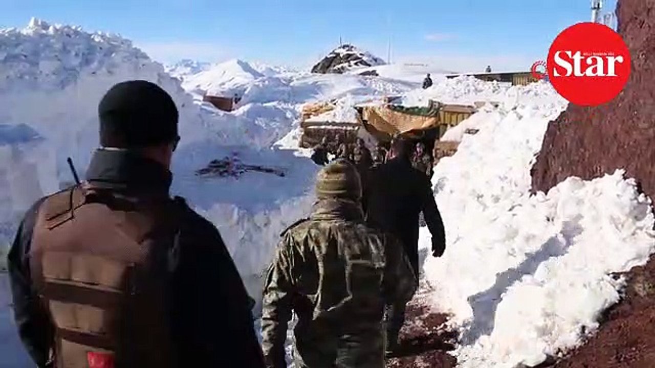 5 metre karda vatan savunması:Vatan ve millet u...