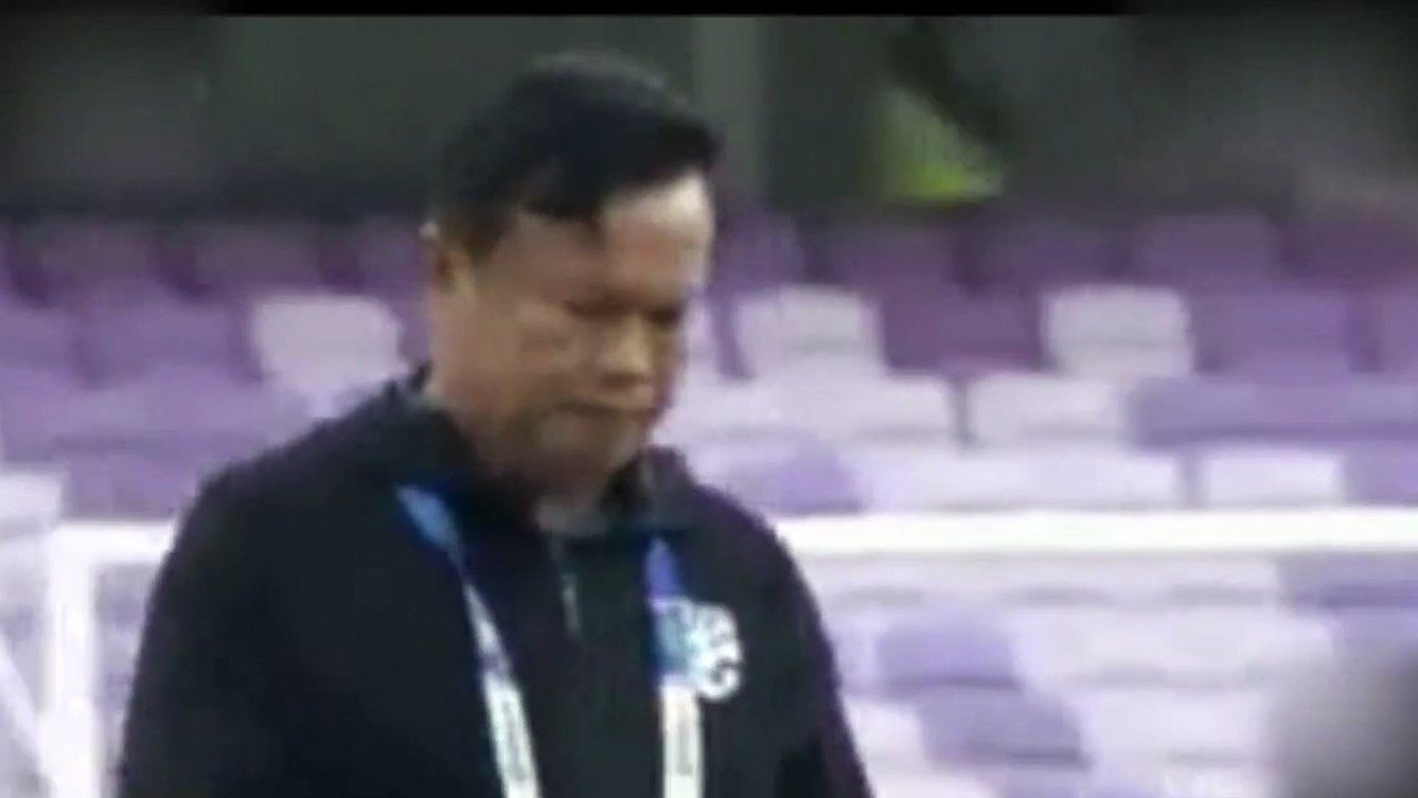 HLV Thái Lan lén lút "yểm bùa" cầu may nhưng bị người Trung Quốc tỉnh táo hóa giải