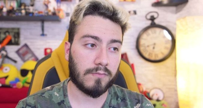 YouTuber Enes Batur, Kazancını Nasıl Değerlendirdiğini Açıkladı: Parayı Babamla Yönetiyoruz