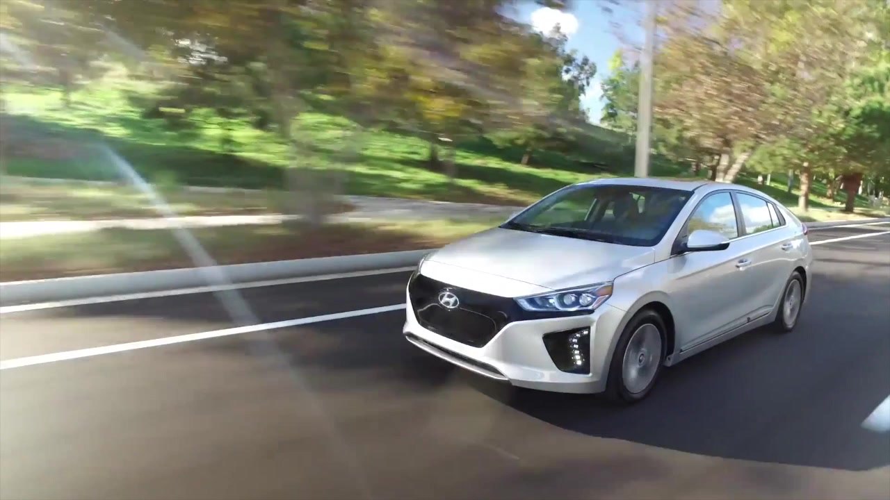 Noch moderner - Hyundai Ioniq Hybrid und Plug-in-Hybrid