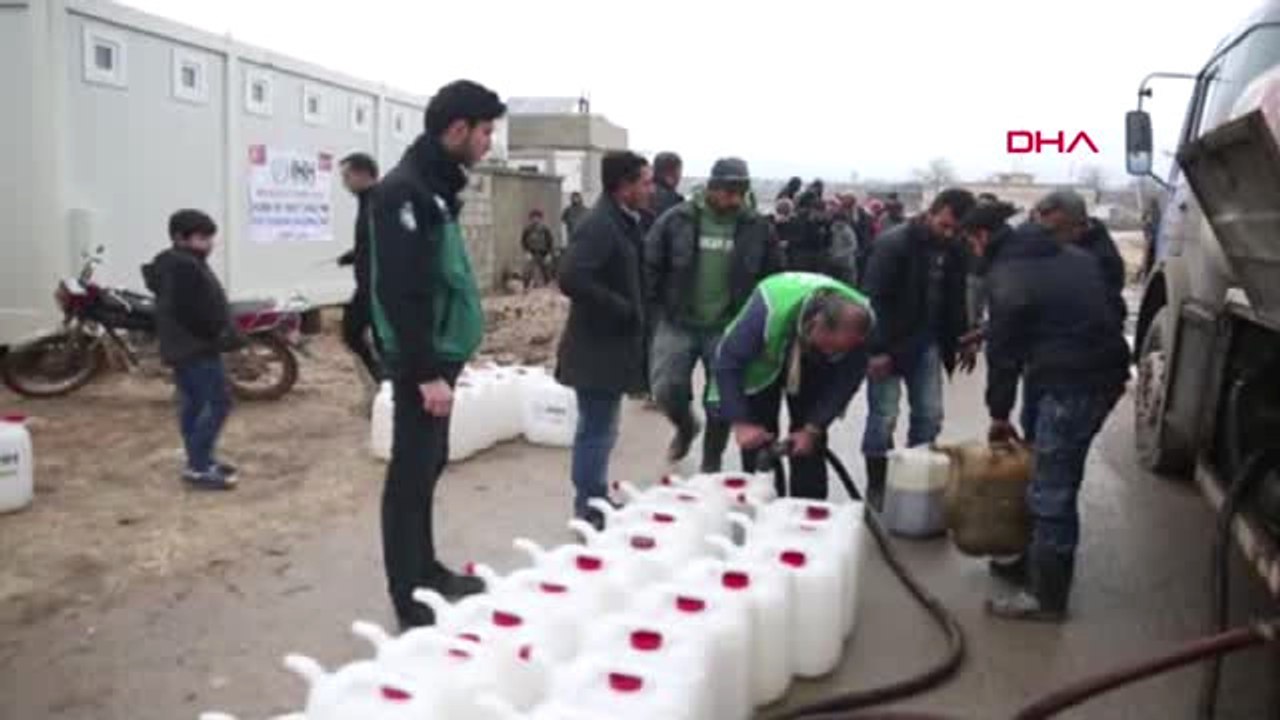 Kilis Çadırlarda Yaşam Mücadelesi Veren Ailelere Yakacak Yardımı
