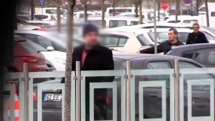 Kocaeli Büyükşehir Belediyesi binasına silahla ateş açıldı (2) - KOCAELİ