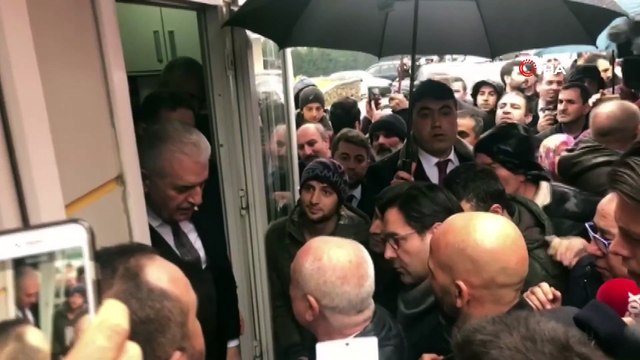 Binali Yıldırım ile Vatandaş Arasında İlginç Diyalog