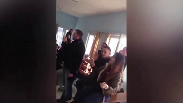 FILOLOGJIKU MBYLL DYERT, VEÇ STUDENTËVE EDHE PEDAGOGËT, GREVË NJËDITORE