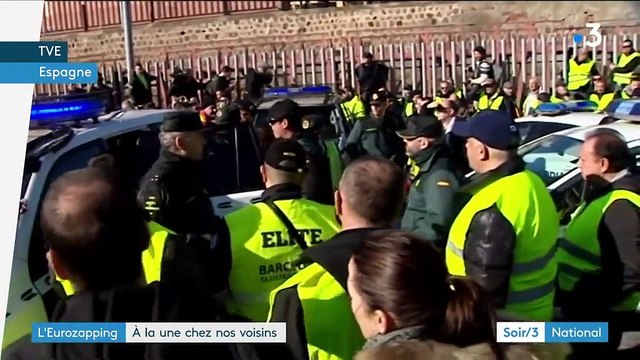 Eurozapping : grève des taxis en Espagne contre les VTC, des églises mobiles en Serbie