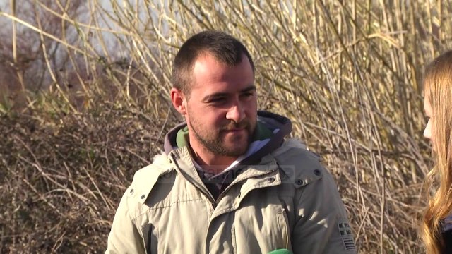 banorët e Kurbinit marrin ujë nga çesma e pelegrinëve - Top Channel Albania - News - Lajme
