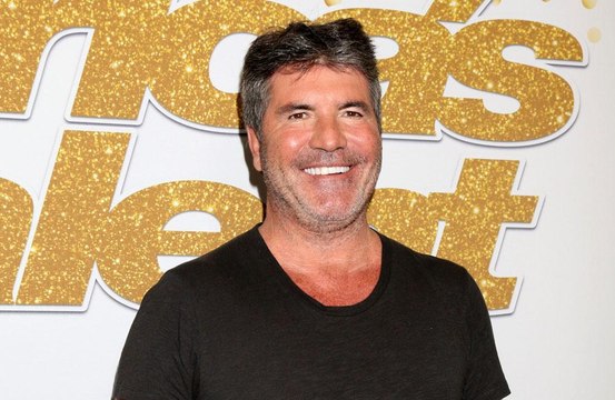 Simon Cowell aimerait que son fils et ses chiens participent à un concours de talent