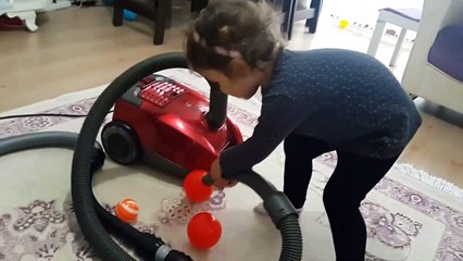 Lidya Gerçek Elektrik Süpürgesi ile Evi Süpürdü | Evcilik | Pretend Play
