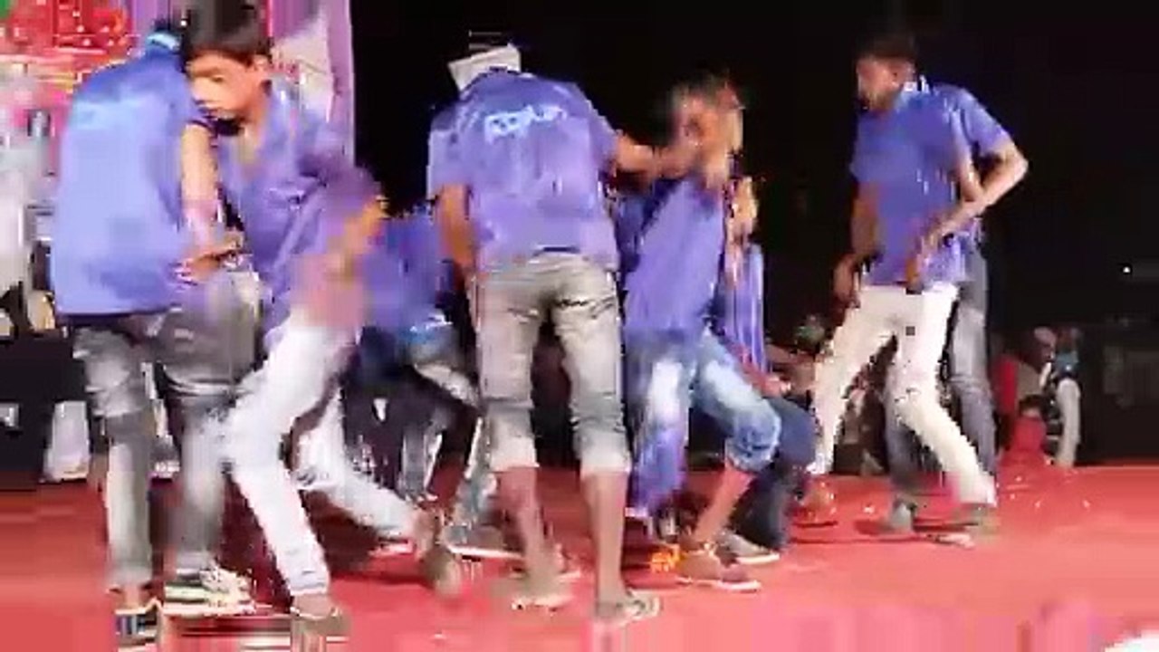 Boys dance group