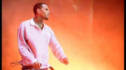 Chris Brown placé en garde à vue à Paris