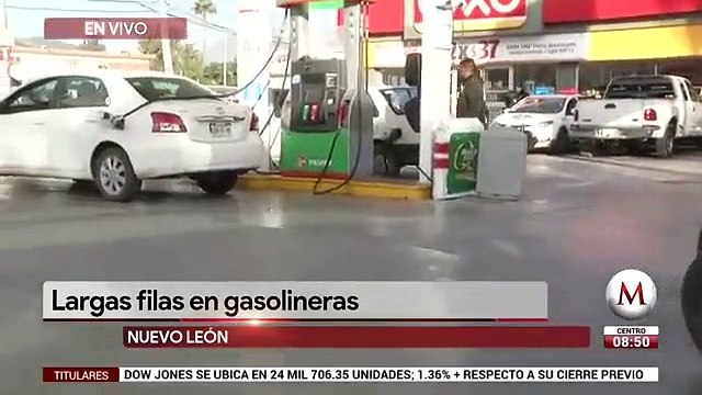 Largas filas en gasolineras de Nuevo León