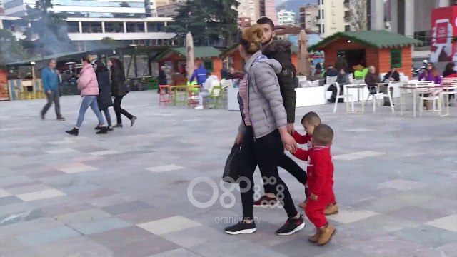 Ora News – Foshnja 4-muajshe vdes nga fruthi në pediatrinë e QSUT