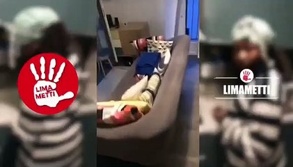 NFU surprend son épouse Mia, un moment en amoureux qui donne des frissons