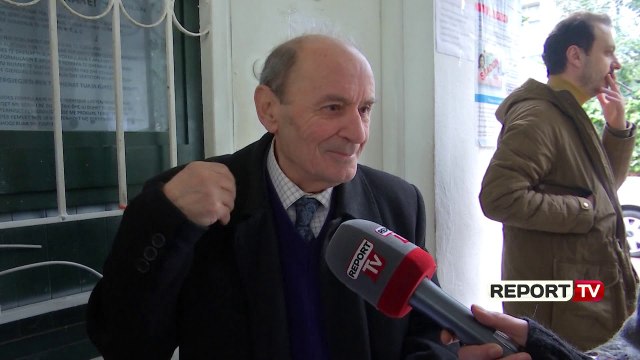 Radhët në sportele për kartat e identitetit, qytetarët të revoltuar: Kemi nga tre ditë këtu