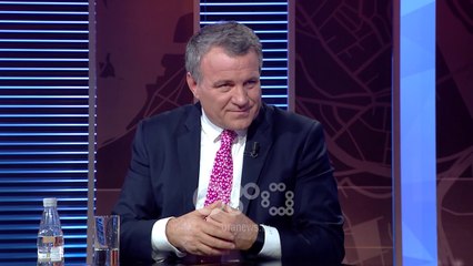 Video herunterladen: Ora News – Malaj: Si mund të rikthehen të rinjtë në vend?! Shembulli disa shtete të Lindjes