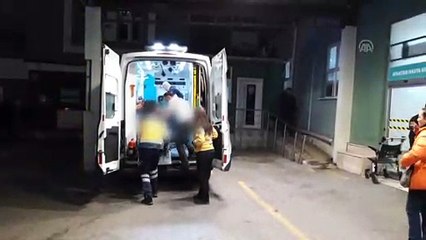 Bursa'da baba, kızını bıçaklayarak yaraladı