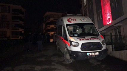 Karabük'te sitenin istinat duvarı çöktü